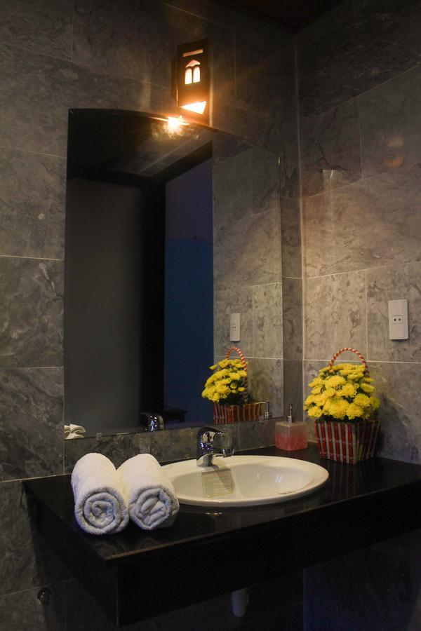 Ruby Hotel Хоян Екстер'єр фото