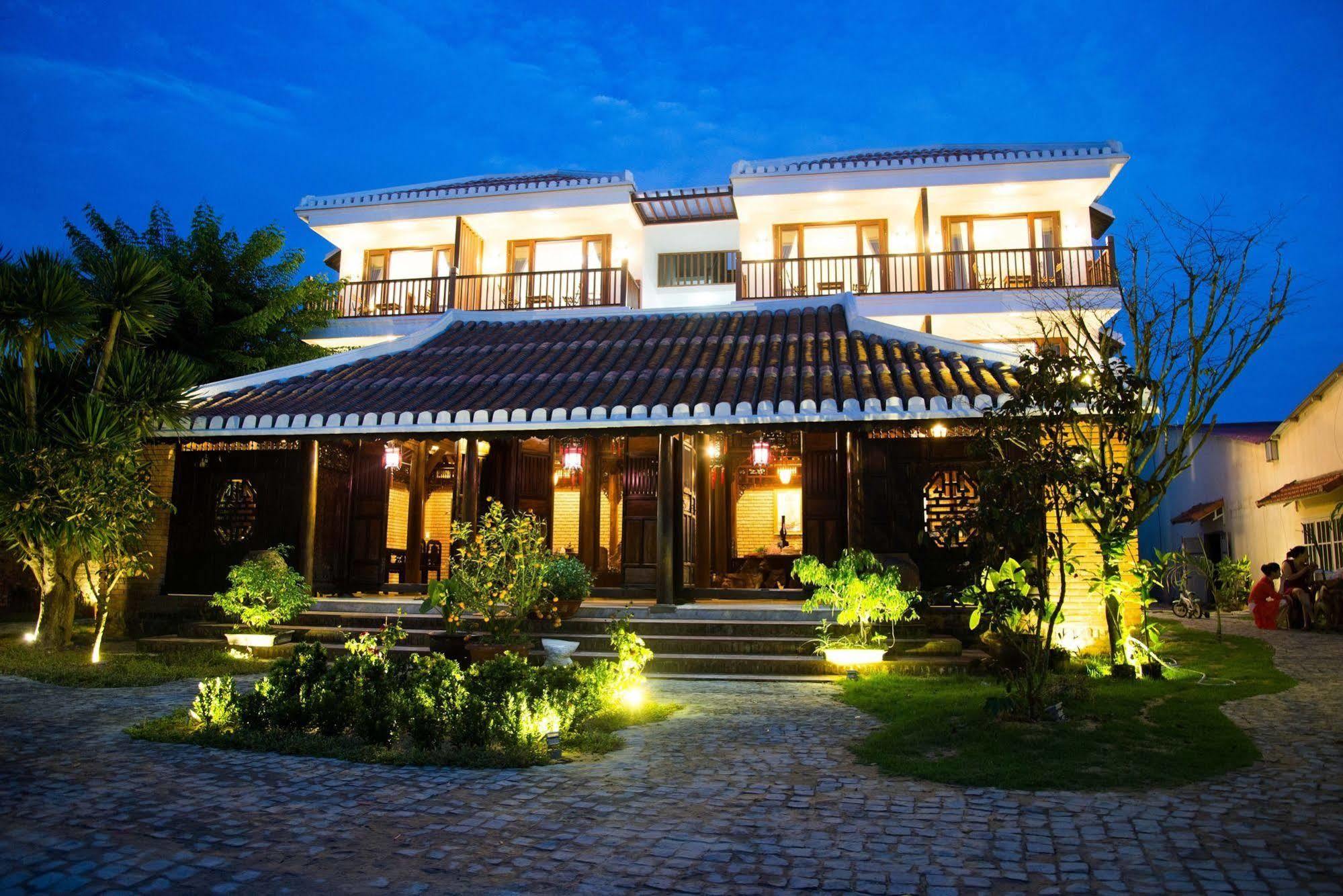 Ruby Hotel Хоян Екстер'єр фото